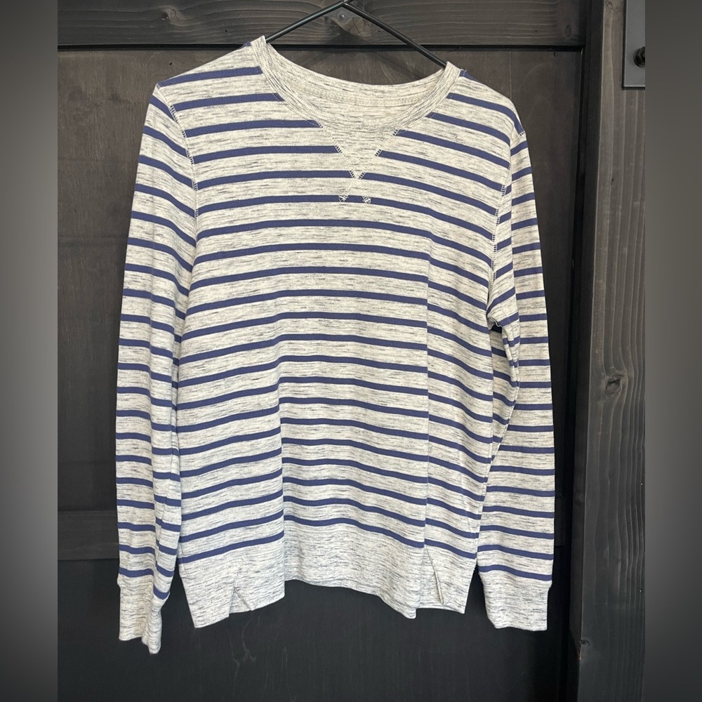 Women’s dip shirt